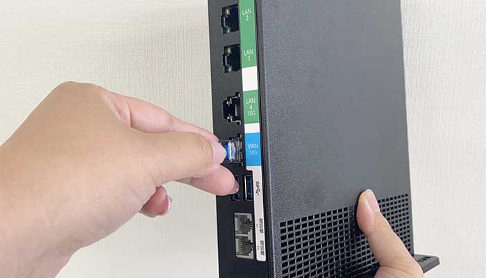 【10ギガ新規】無線ルーターにLANケーブルを挿す