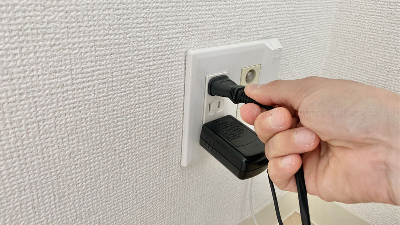 （3）無線ルーターの電源を入れる