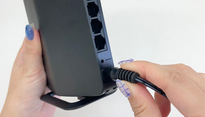 【メッシュWi-Fiの設定手順】WSR-3600BE4Pの電源を入れる